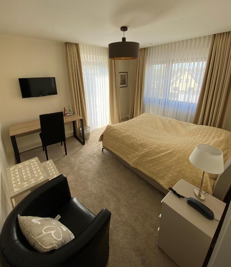 מינדן Hotel Exquisit מראה חיצוני תמונה