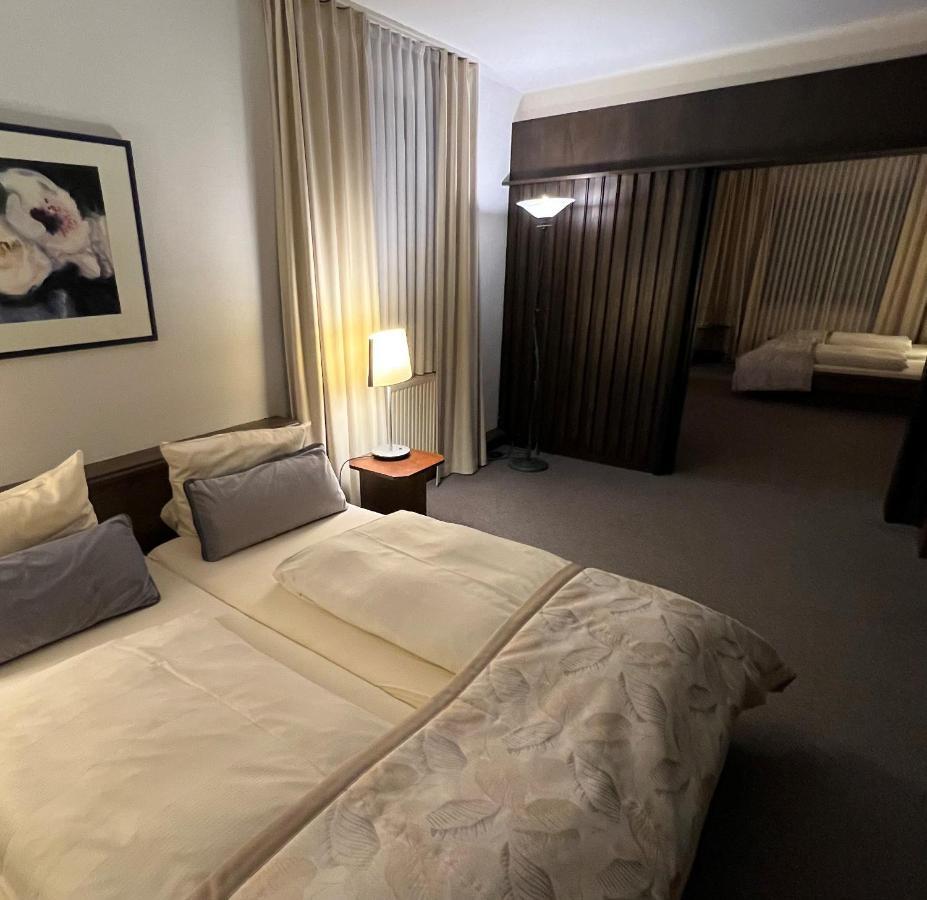 מינדן Hotel Exquisit מראה חיצוני תמונה