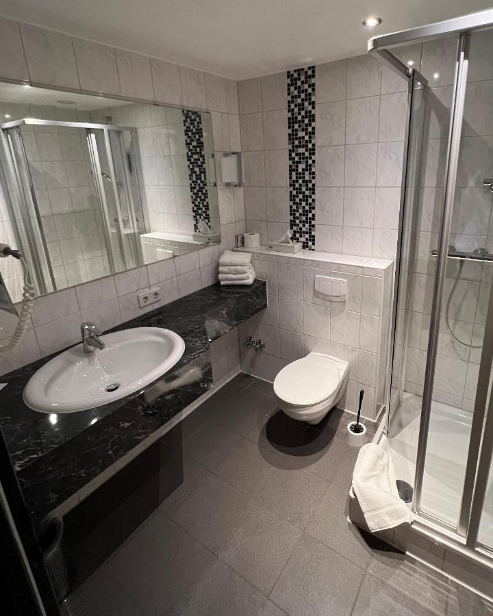 מינדן Hotel Exquisit מראה חיצוני תמונה